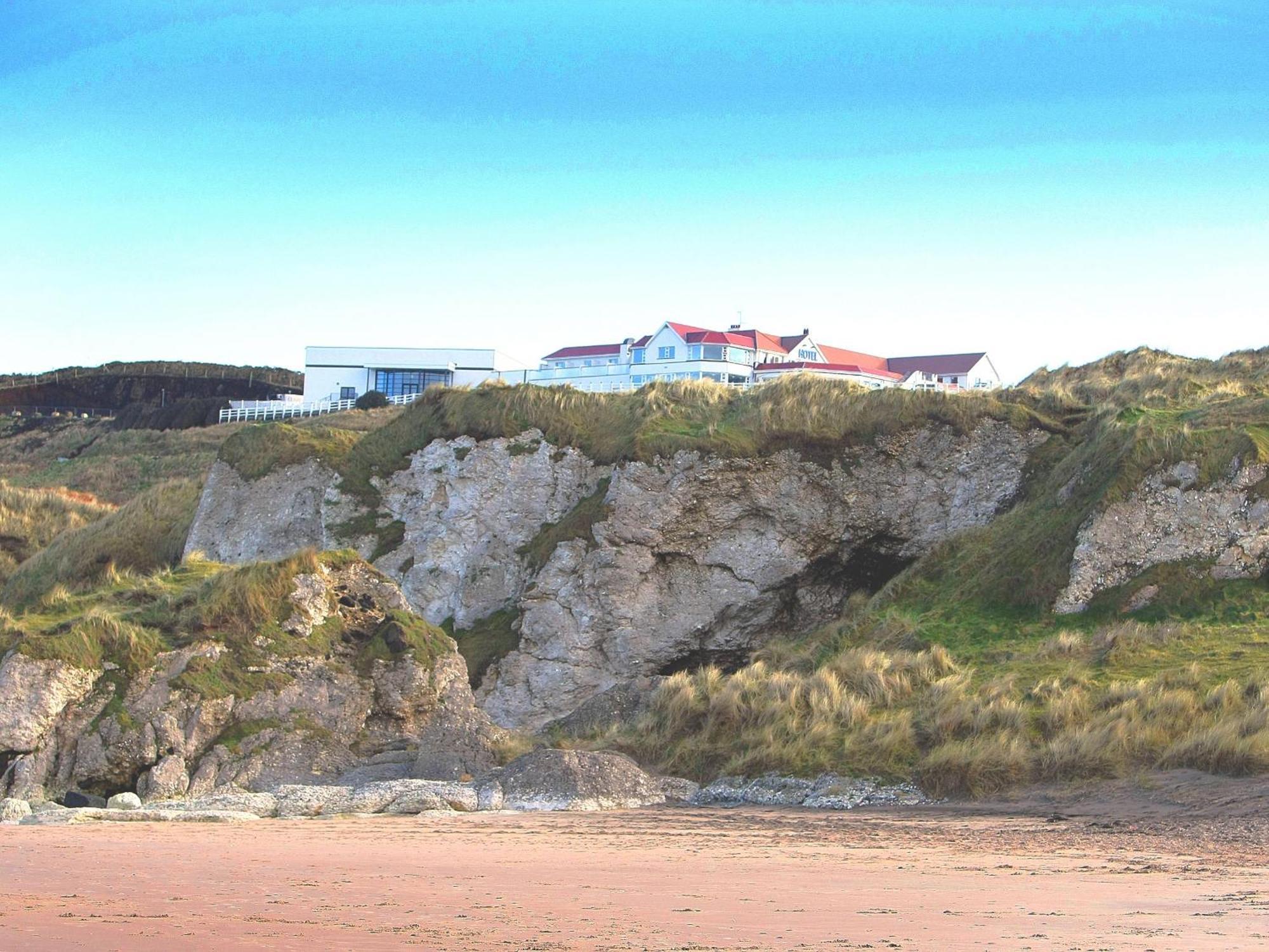 Royal Court Hotel Portrush Exteriér fotografie