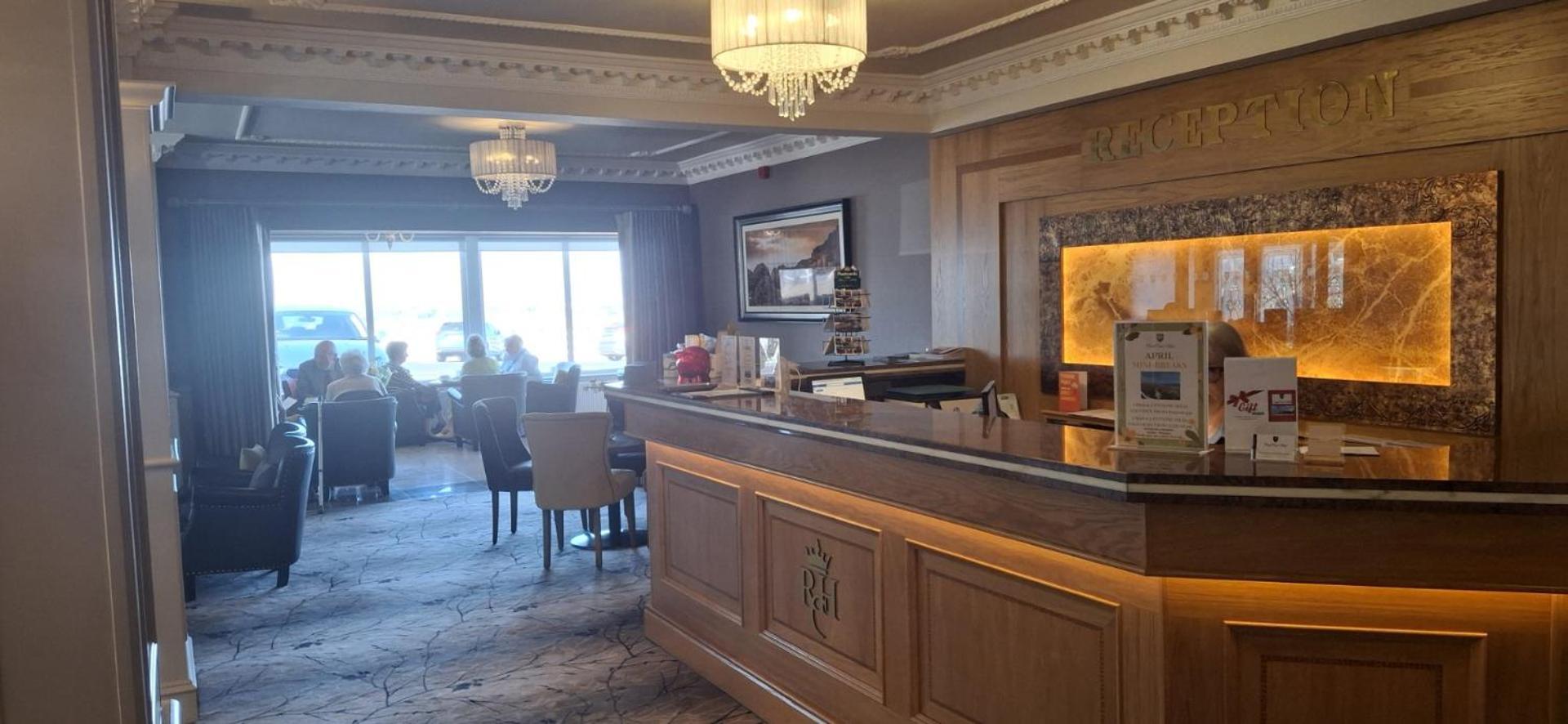 Royal Court Hotel Portrush Exteriér fotografie